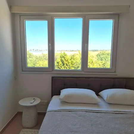 Limnelia Luxury 3br With Pool Near Ayia Napa Sotira (Famagusta)